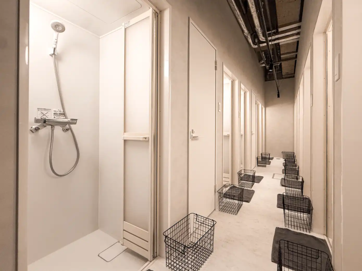 FEELCYCLE あざみ野 スタジオ写真