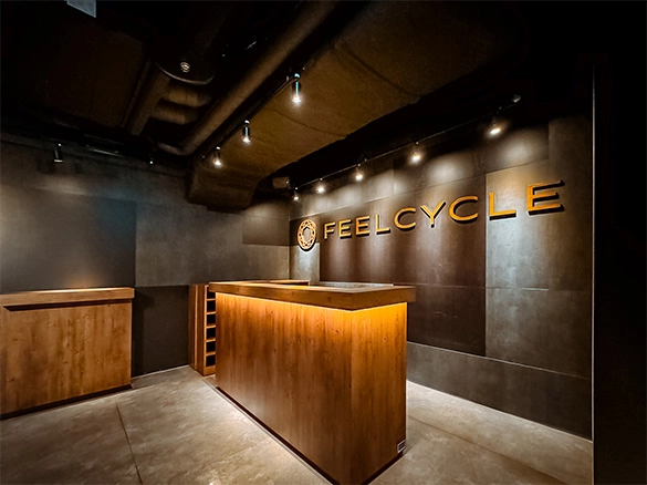 FEELCYCLE 船橋 スタジオ写真