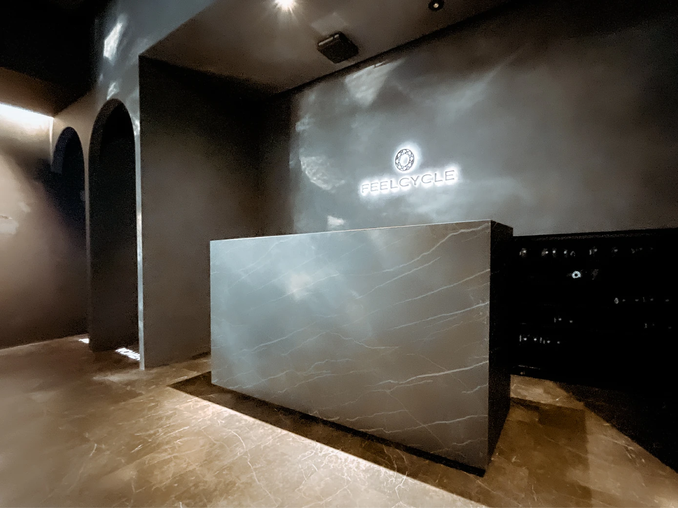 FEELCYCLE 銀座京橋 スタジオ写真