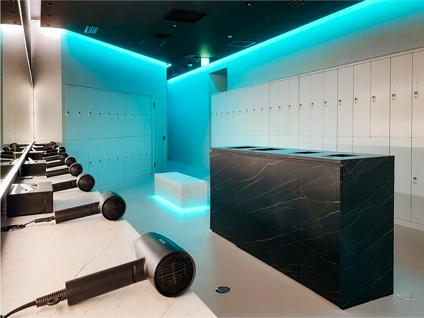 FEELCYCLE 銀座京橋 スタジオ写真