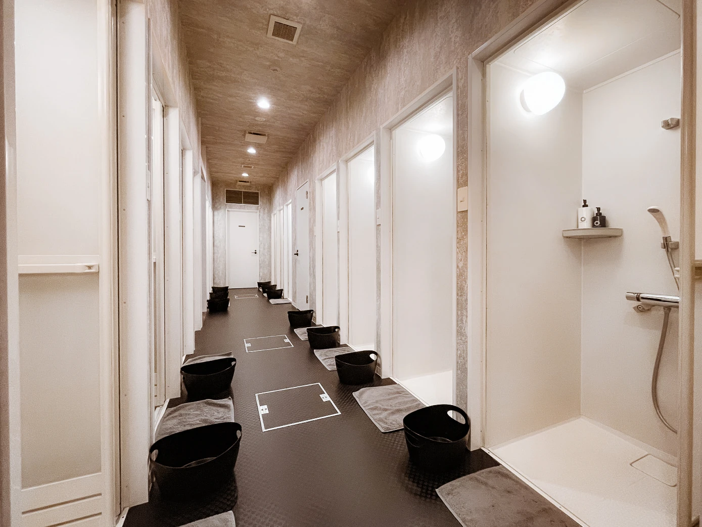 FEELCYCLE 銀座 スタジオ写真