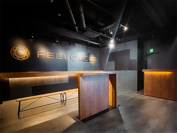FEELCYCLE 汐留 スタジオ写真