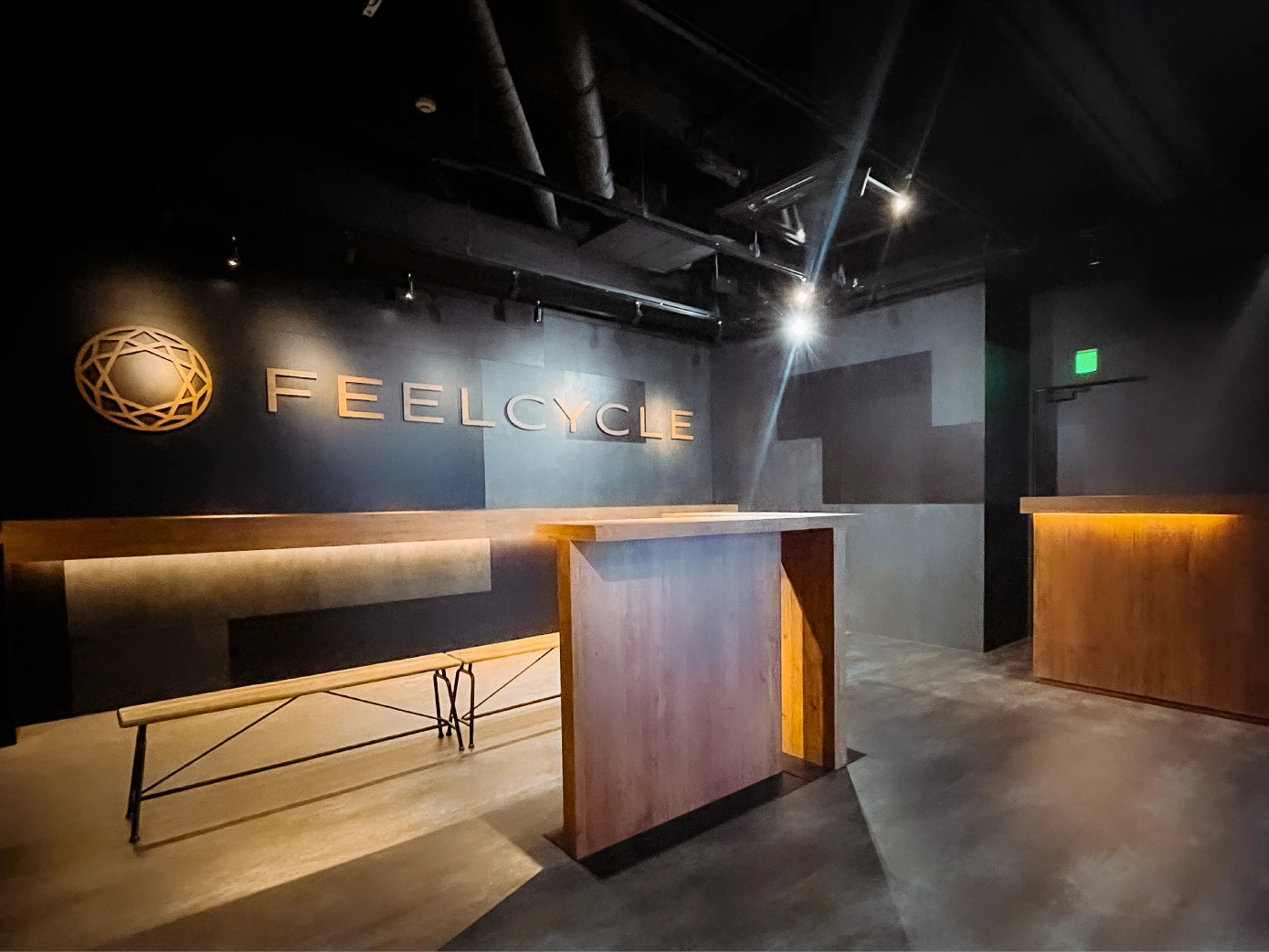 FEELCYCLE 五反田 スタジオ写真