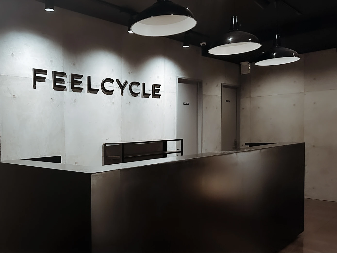FEELCYCLE 広島 スタジオ写真