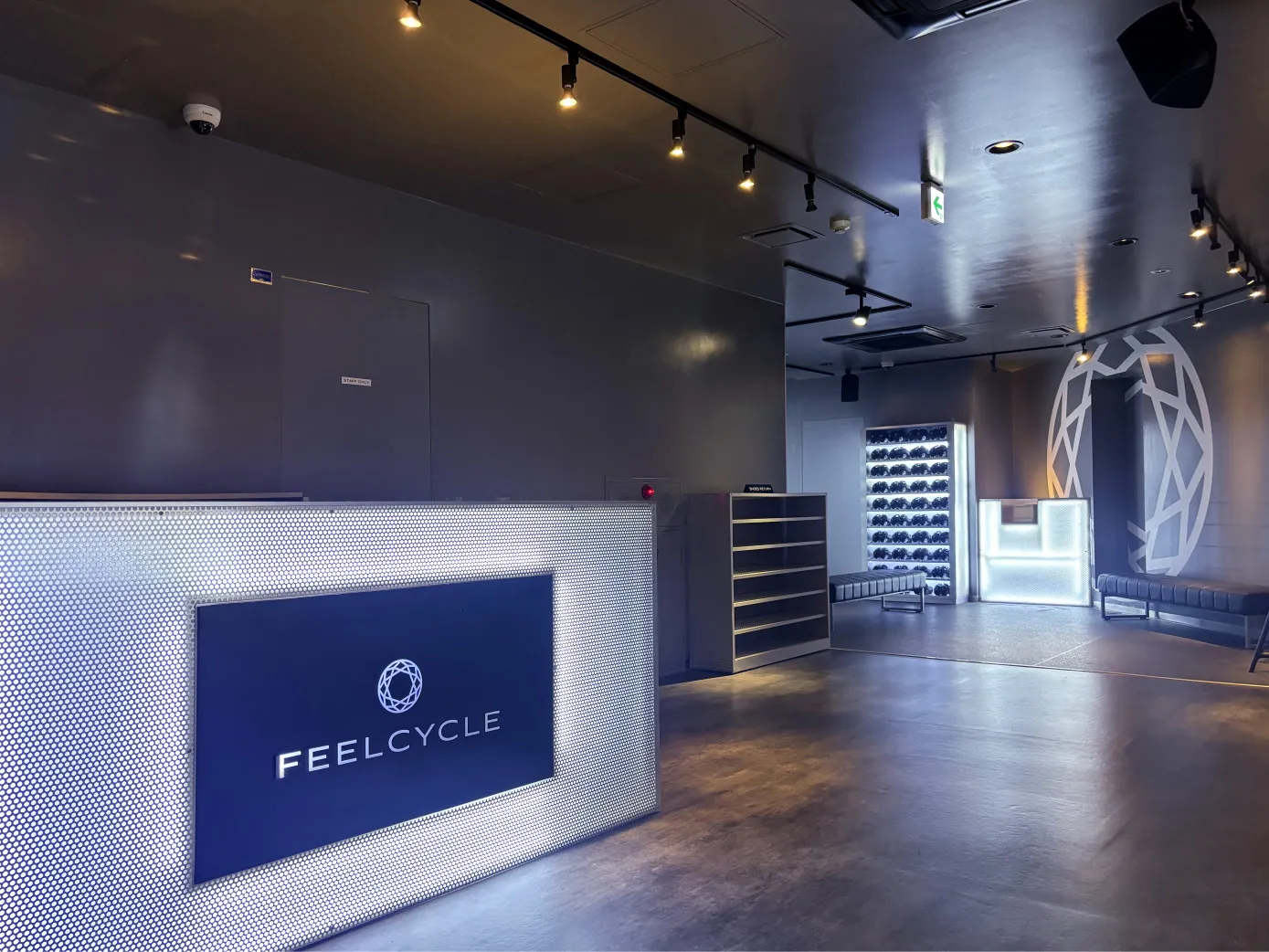 FEELCYCLE 中目黒 スタジオ写真