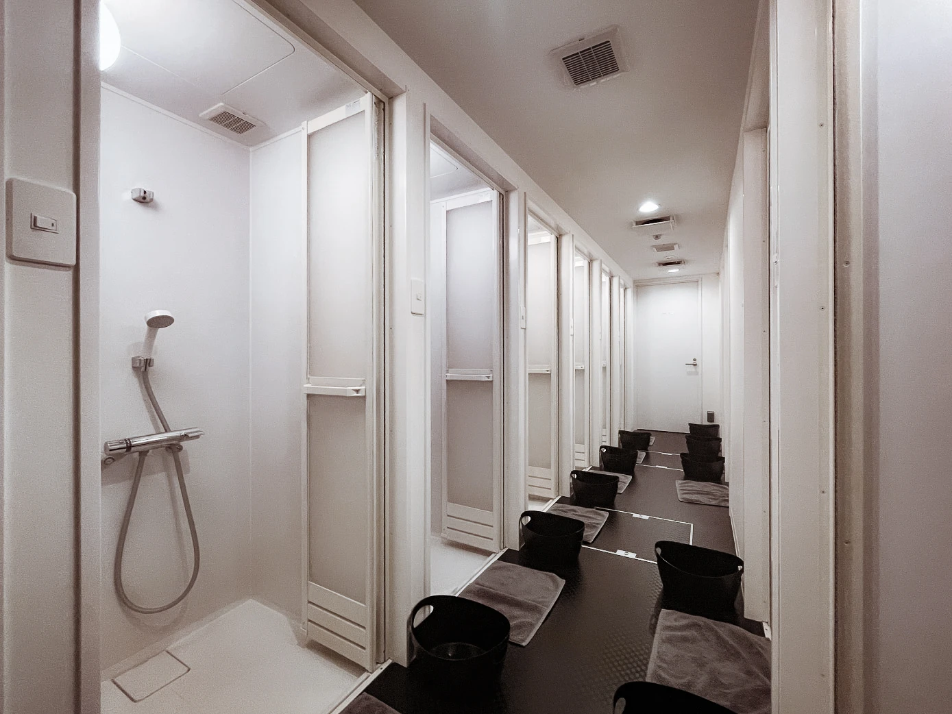 FEELCYCLE 中目黒 スタジオ写真