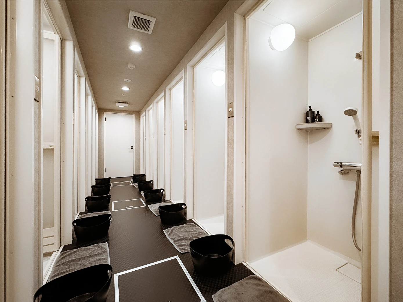 FEELCYCLE 渋谷 スタジオ写真