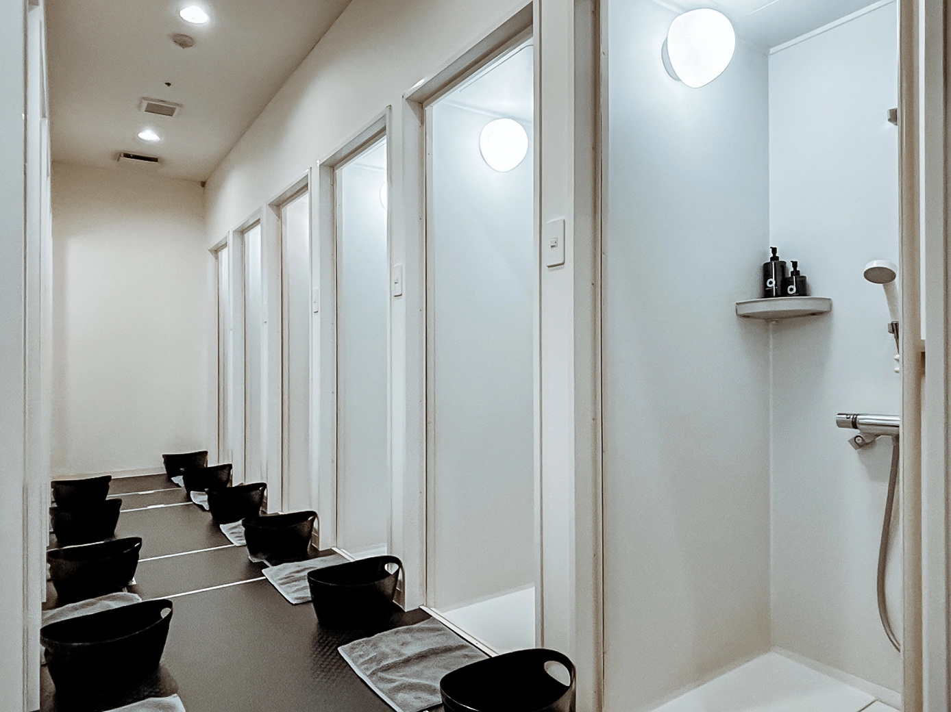 FEELCYCLE 多摩センター スタジオ写真